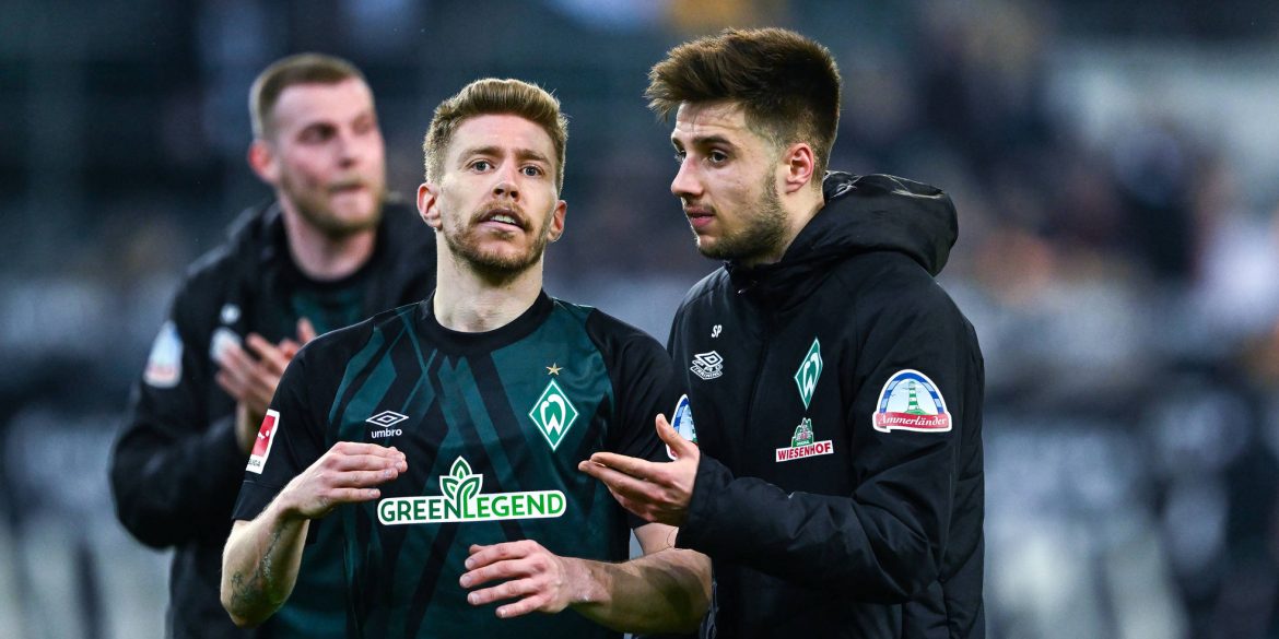 Transfergerüchte: Werder-Spieler zu Ajax? BVB will Verteidiger aus der Premier League